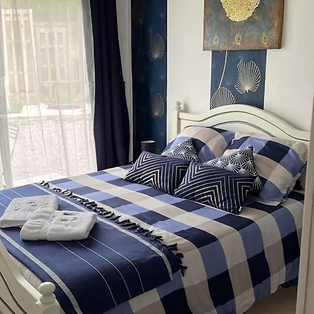 D A La De 15 M2 Le Manapany Bed and breakfast